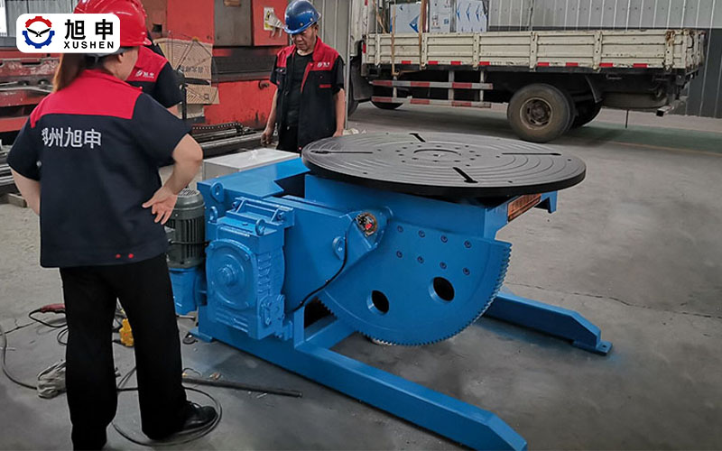 焊接變位機定制款-2T變位機調試驗收合格，裝車發貨